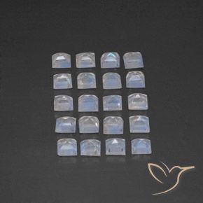 Gemas de Piedra lunar arcoíris Blanco azulado natural de 3.24 ct, Cuadrado, Transparente