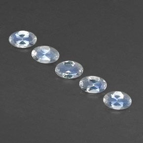 Gemas de piedra de luna arcoíris blanco natural de  ct, corte óvalo, transparente