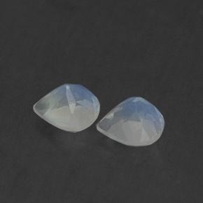 Gemas de piedra de luna arcoíris blanco natural de  ct, en forma de pera, transparente