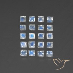 Gemas de Piedra lunar arcoíris Blanco azulado natural de 2.86 ct, Cuadrado, Transparente / Translúcido