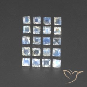 Gemas de Piedra lunar arcoíris Blanco azulado natural de 3.22 ct, Cuadrado, Transparente / Translúcido