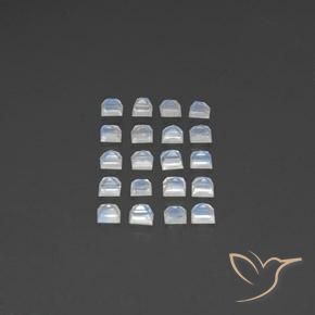 Gemas de Piedra lunar arcoíris Blanco azulado natural de 2.53 ct, Cuadrado, Transparente