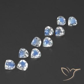 Gemas de Piedra lunar arcoíris Blanco azulado natural de 2.85 ct, En forma de pera, Transparente