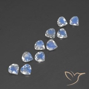Gemas de Piedra lunar arcoíris Blanco azulado natural de 2.85 ct, En forma de pera, Transparente
