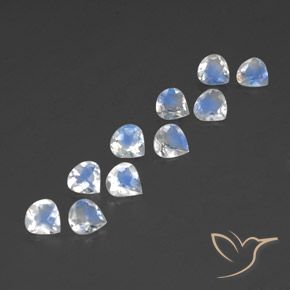 Gemas de Piedra lunar arcoíris Blanco azulado natural de 3.13 ct, En forma de pera, Transparente