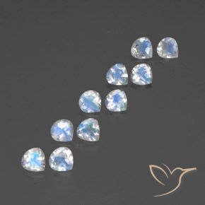 Gemas de Piedra lunar arcoíris Blanco azulado natural de 3.78 ct, En forma de pera, Transparente