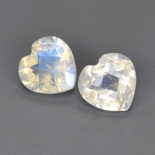 Gemas de Piedra lunar arcoíris Blanco azulado natural de 1.35 ct, Forma de corazón, Transparente