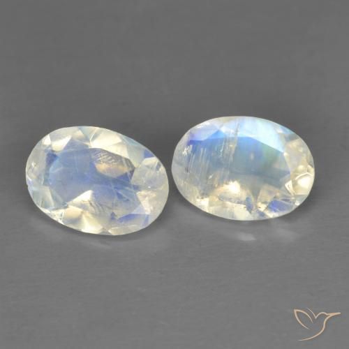 Gemas de Piedra lunar arcoíris Blanco azulado natural de 1.27 ct, Ovalada, Transparente