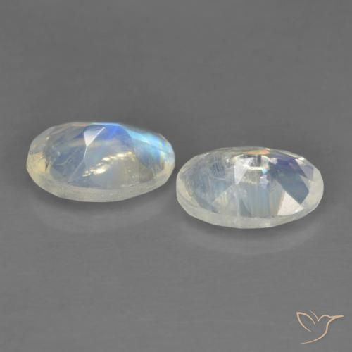 Gemas de Piedra lunar arcoíris Blanco azulado natural de 1.27 ct, Ovalada, Transparente