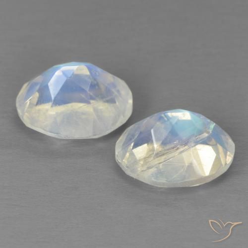 Gemas de Piedra lunar arcoíris Blanco azulado natural de 3.92 ct, Ovalada, Transparente