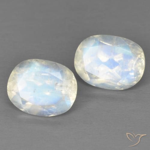 3.90ctw Natural Blanco azulado Piedra lunar arcoíris, Ovalada, Transparente