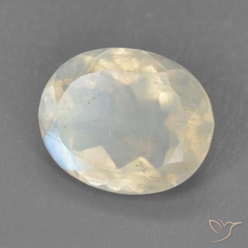 Piedra lunar arcoíris Blanco azulado natural de 3.11 ct, Ovalada, Transparente