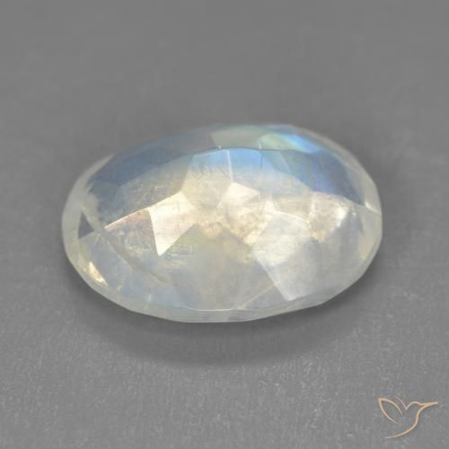 Piedra lunar arcoíris Blanco azulado natural de 3.11 ct, Ovalada, Transparente