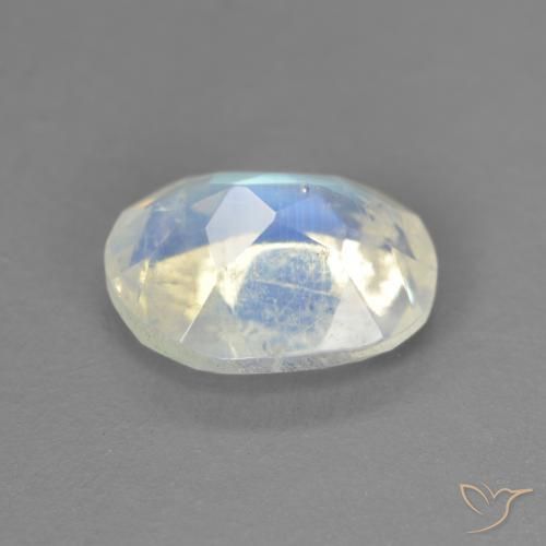 Piedra lunar arcoíris Blanco azulado natural de 1.64 ct, Ovalada, Transparente