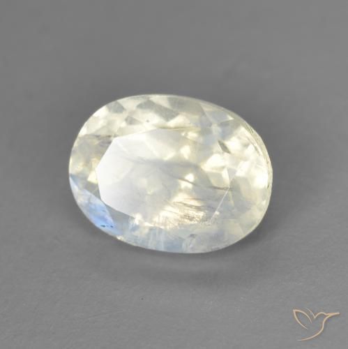 Piedra lunar arcoíris Blanco azulado natural de 1.52 ct, Ovalada, Transparente