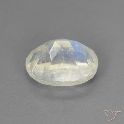 Piedra lunar arcoíris Blanco azulado natural de 1.52 ct, Ovalada, Transparente