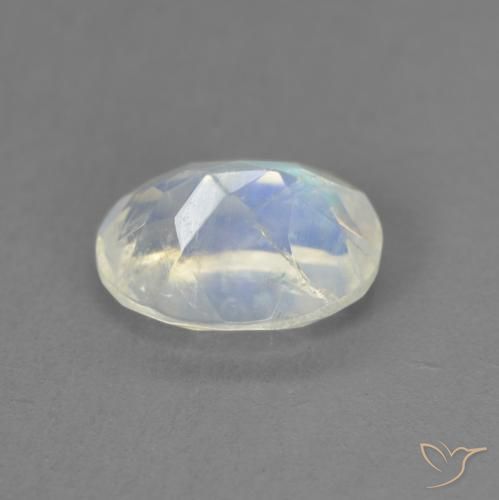 Piedra lunar arcoíris Blanco azulado natural de 1.38 ct, Ovalada, Transparente