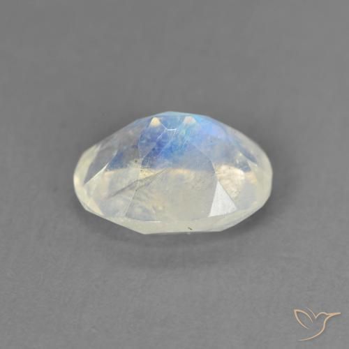 Piedra lunar arcoíris Blanco azulado natural de 1.28 ct, Ovalada, Transparente