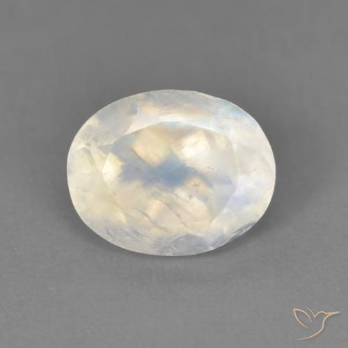 Piedra lunar arcoíris Blanco azulado natural de 1.90 ct, Ovalada, Transparente