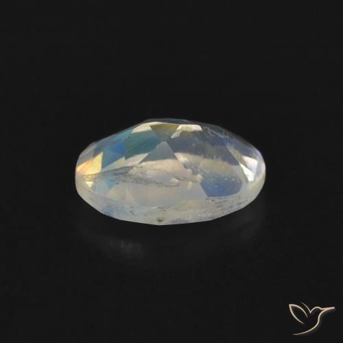 Piedra lunar arcoíris Blanco azulado natural de 0.72 ct, Ovalada, Transparente