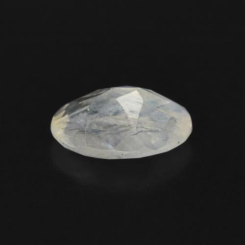 Piedra lunar arcoíris Blanco azulado natural de 0.68 ct, Ovalada, Transparente
