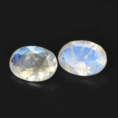 Gemas de Piedra lunar arcoíris Blanco azulado natural de 1.11 ct, Ovalada, Transparente