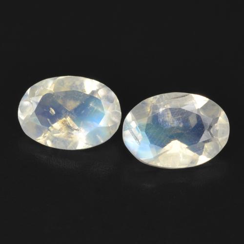 1.35ctw Natural Blanco azulado Piedra lunar arcoíris, Ovalada, Transparente