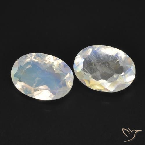 Gemas de Piedra lunar arcoíris Blanco azulado natural de 1.41 ct, Ovalada, Transparente