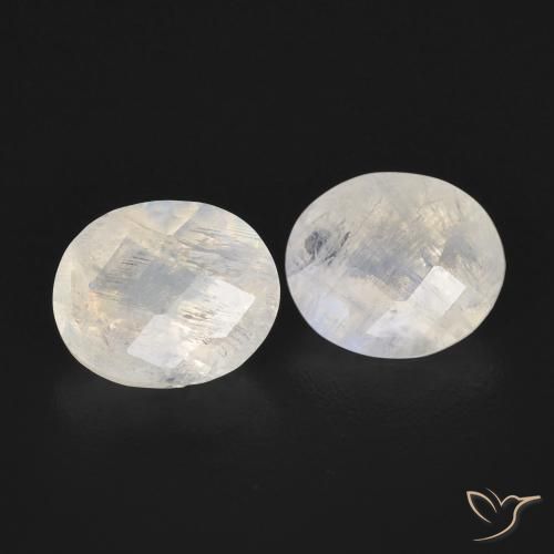 Gemas de Piedra lunar arcoíris Blanco azulado natural de 1.91 ct, Ovalada, Transparente