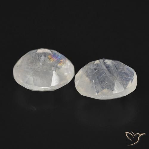 Gemas de Piedra lunar arcoíris Blanco azulado natural de 2.44 ct, Ovalada, Transparente