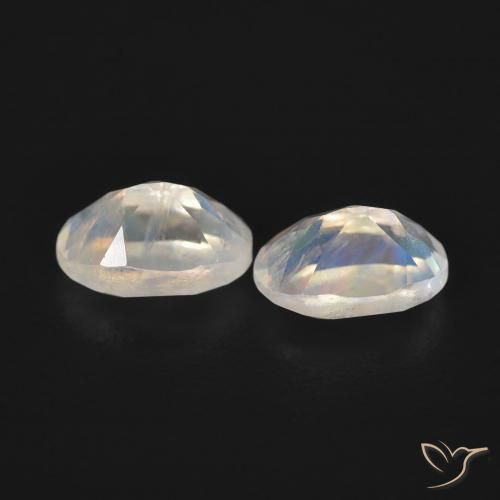 Gemas de Piedra lunar arcoíris Blanco azulado natural de 1.09 ct, Ovalada, Transparente