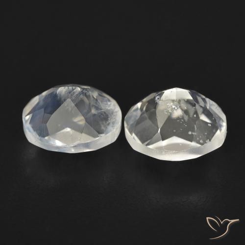 Gemas de Piedra lunar arcoíris Blanco azulado natural de 2.31 ct, Ovalada, Transparente