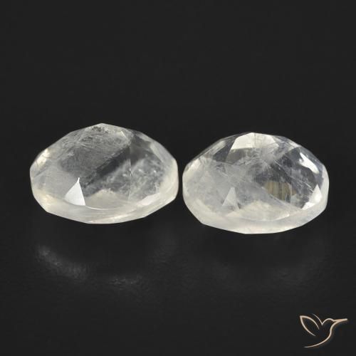 Gemas de Piedra lunar arcoíris Blanco azulado natural de 2.29 ct, Ovalada, Transparente