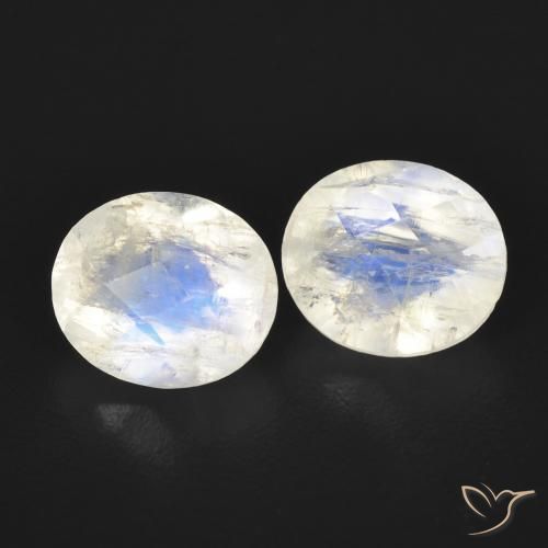 Gemas de Piedra lunar arcoíris Blanco azulado natural de 2.46 ct, Ovalada, Transparente