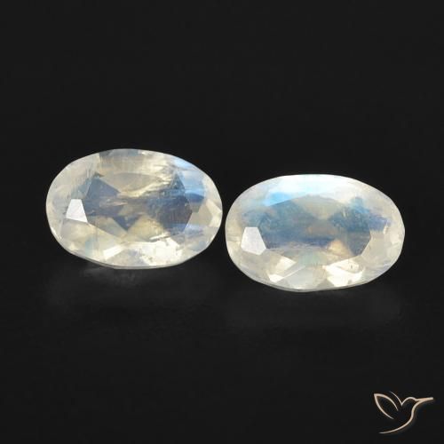 0.91ctw Natural Blanco azulado Piedra lunar arcoíris, Ovalada, Transparente