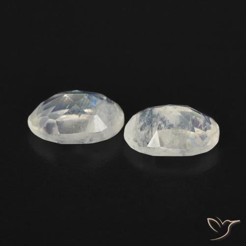 Gemas de Piedra lunar arcoíris Blanco azulado natural de 0.82 ct, Ovalada, Transparente