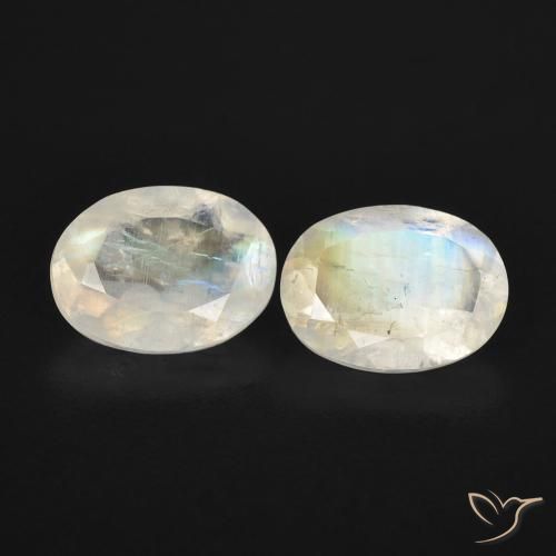Gemas de Piedra lunar arcoíris Blanco azulado natural de 2.28 ct, Ovalada, Transparente