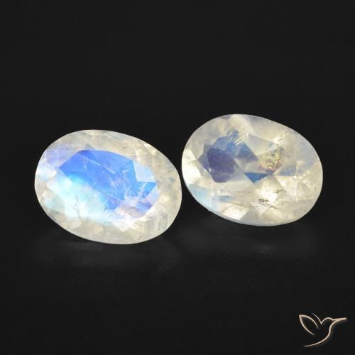 Gemas de Piedra lunar arcoíris Blanco azulado natural de 2.39 ct, Ovalada, Transparente