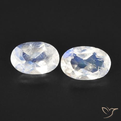 0.88ctw Natural Blanco azulado Piedra lunar arcoíris, Ovalada, Transparente