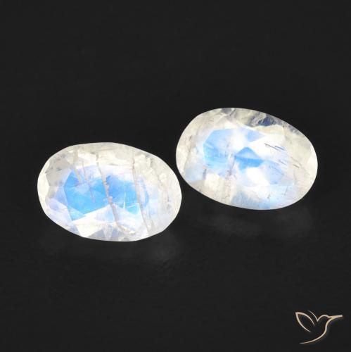 Gemas de Piedra lunar arcoíris Blanco azulado natural de 0.87 ct, Ovalada, Transparente