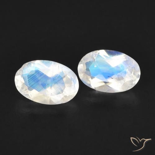 Gemas de Piedra lunar arcoíris Blanco azulado natural de 0.83 ct, Ovalada, Transparente