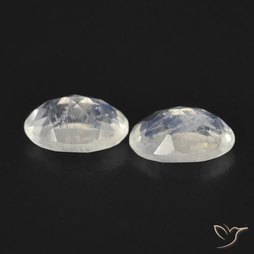 Gemas de Piedra lunar arcoíris Blanco azulado natural de 0.85 ct, Ovalada, Transparente