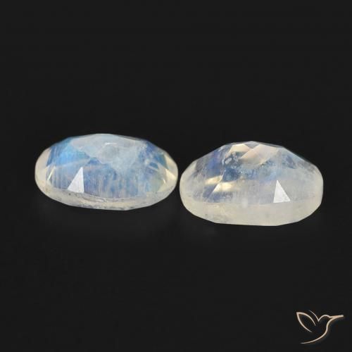 Gemas de Piedra lunar arcoíris Blanco azulado natural de 1.03 ct, Ovalada, Transparente