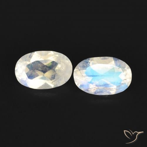 0.80ctw Natural Blanco azulado Piedra lunar arcoíris, Ovalada, Transparente