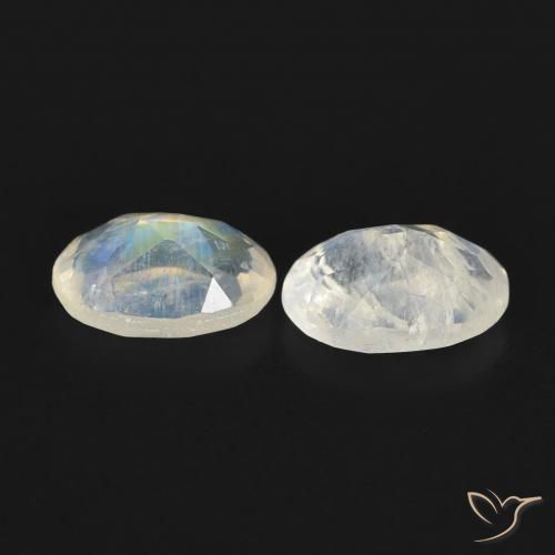 Gemas de Piedra lunar arcoíris Blanco azulado natural de 0.91 ct, Ovalada, Transparente