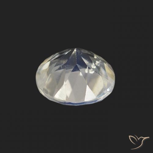 Piedra lunar arcoíris Blanco azulado natural de 0.66 ct, Redondo, Transparente
