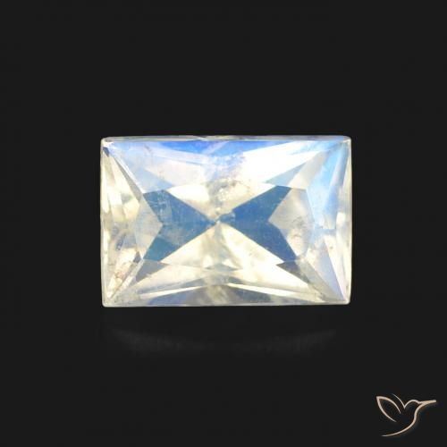 0.56ct Natural Blanco azulado Piedra lunar arcoíris, Corte Baguette, Transparente