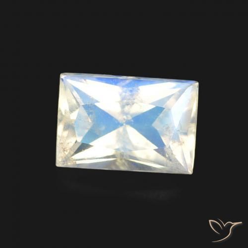 Piedra lunar arcoíris Blanco azulado natural de 0.56 ct, Corte Baguette, Transparente