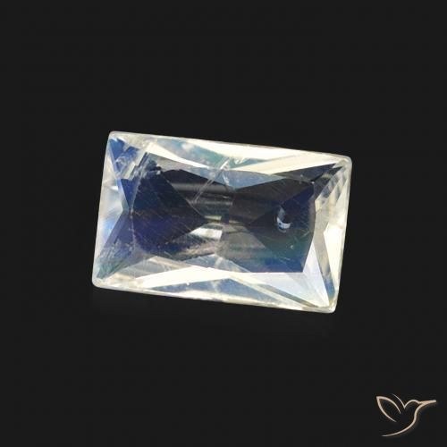 Piedra lunar arcoíris Blanco azulado natural de 0.46 ct, Corte Baguette, Transparente