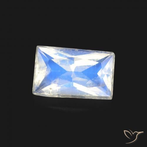Piedra lunar arcoíris Blanco azulado natural de 0.45 ct, Corte Baguette, Transparente
